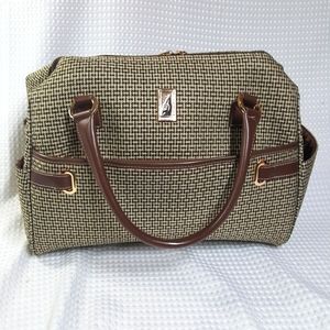 London Fog Cambridge carry on,  cabin bag satchel luggage style 1370